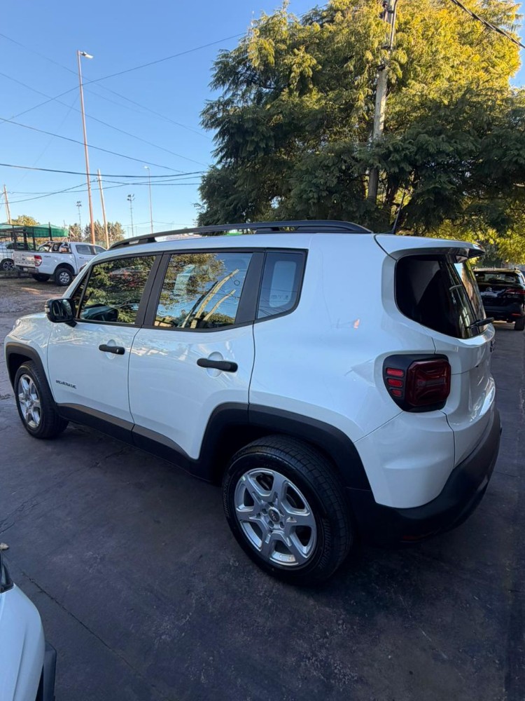 Jeep RENEGADE Sport 1.3 — foto 3